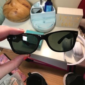 Rayban New Wayfarer Sunglasses